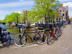 Amsterdam Bike Guide for First-Timers: Where to Ride, Rent & Stay Safe